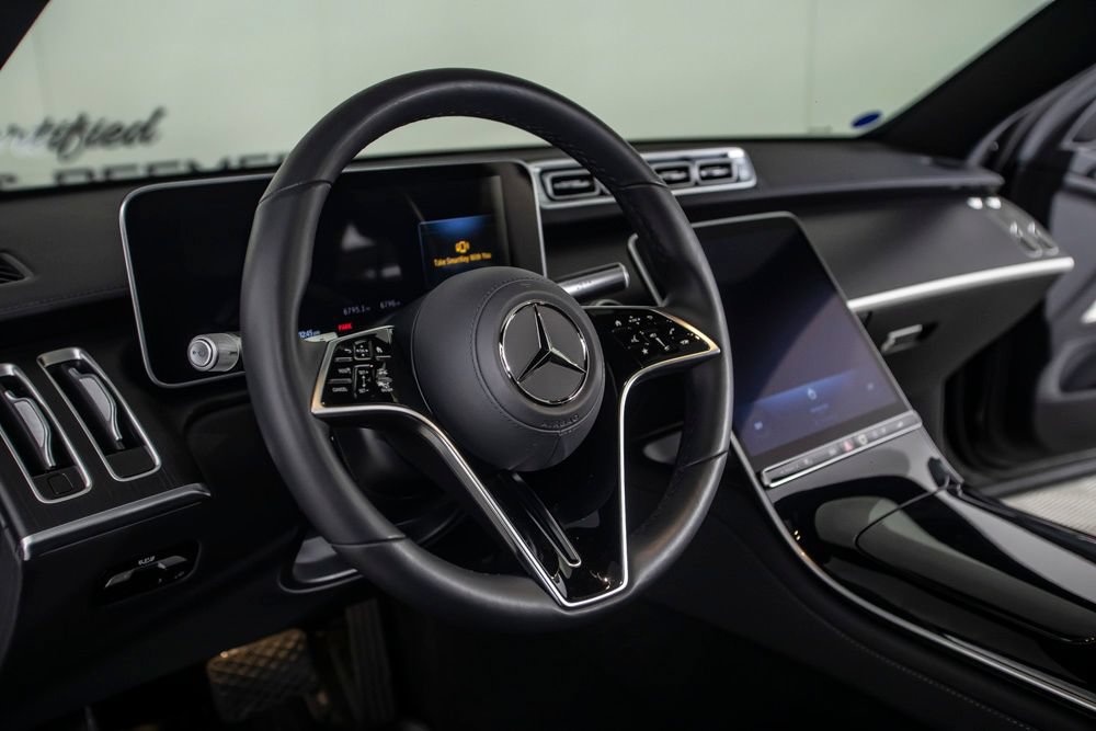 Used 2025 Mercedes-Benz S 580 4MATIC Sedan image 21