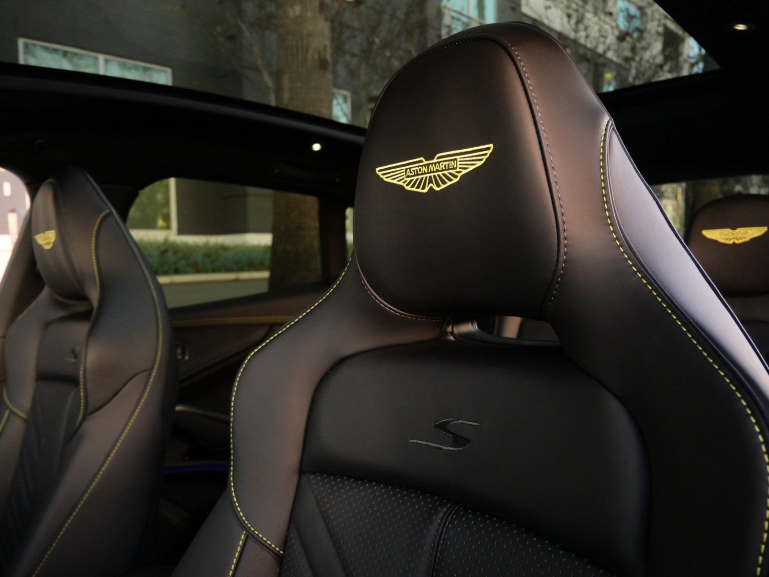 New 2026 Aston Martin DBX S AWD/4WD image 5