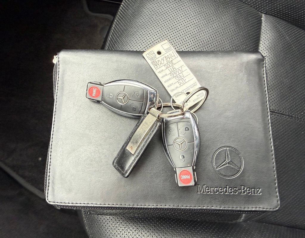 Used 2008 Mercedes-Benz S 550 image 31