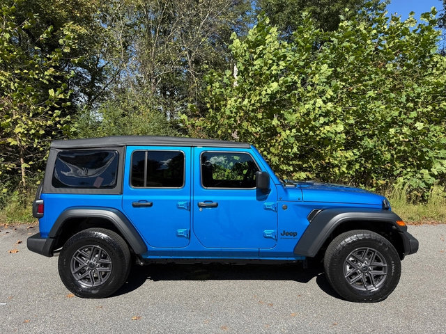 New 2025 Jeep Wrangler Unlimited Sport image 6