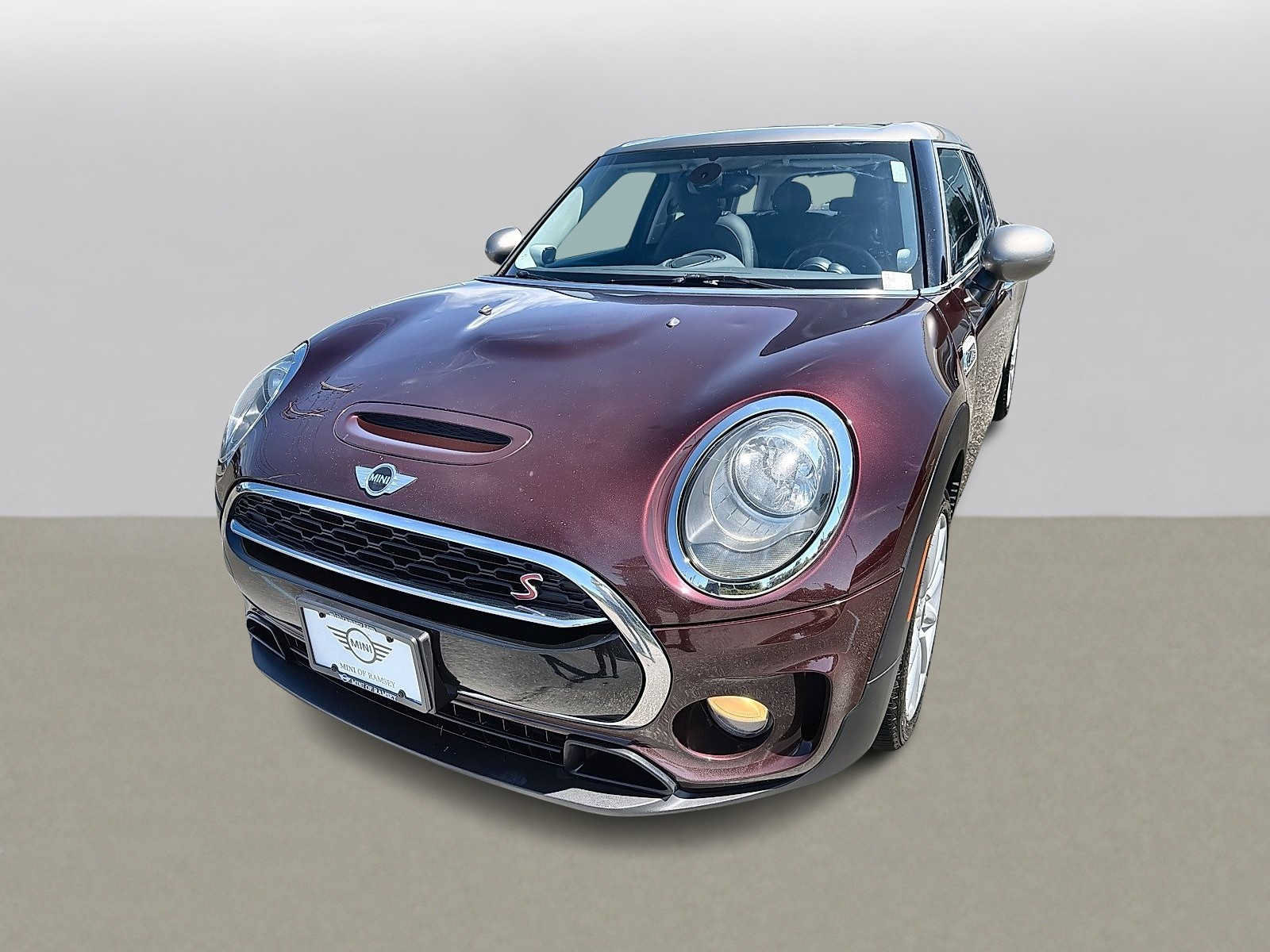 Used 2017 MINI Cooper Clubman S FWD image 1