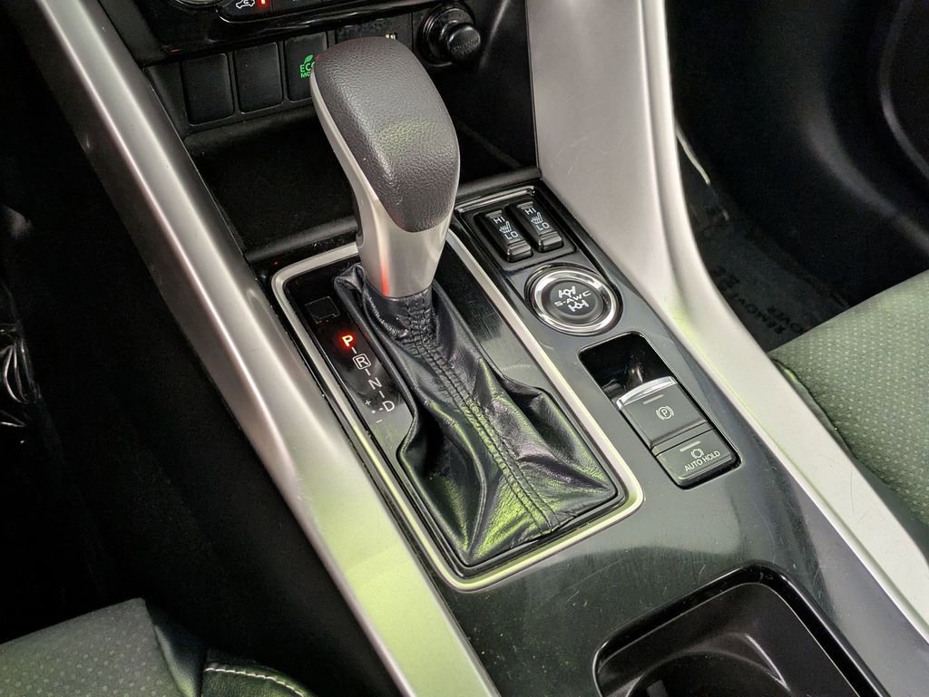 Used 2025 Mitsubishi Eclipse Cross SE AWD/4WD image 18