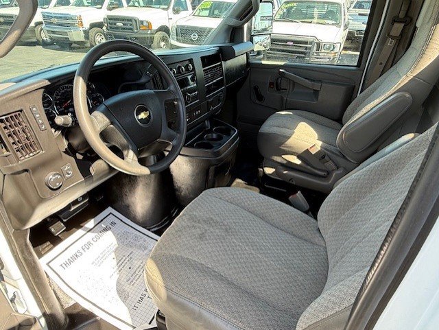 Used 2019 Chevrolet Express 3500 image 14