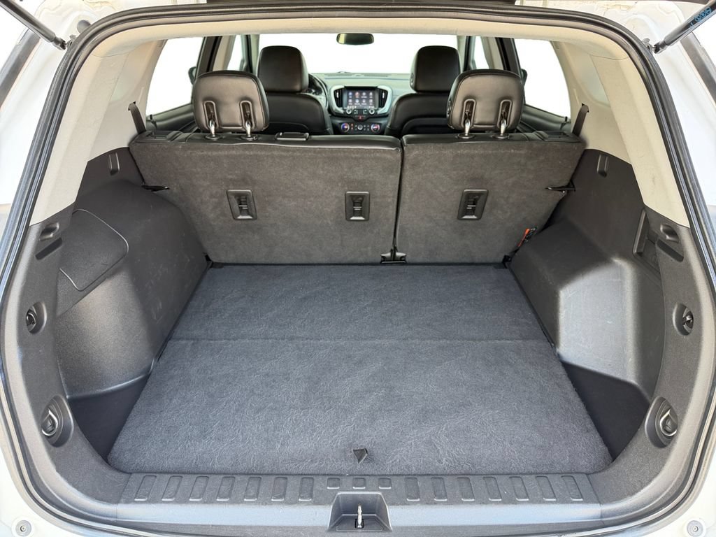 Used 2020 GMC Terrain SLT FWD image 21