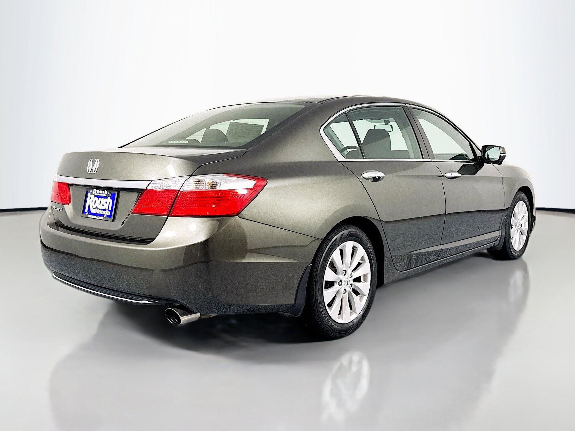 Used 2014 Honda Accord EX image 5