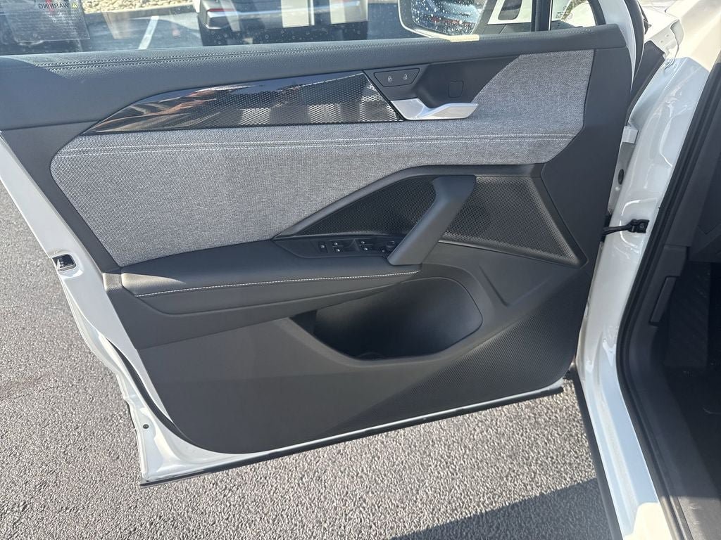New 2025 Volkswagen Tiguan S AWD/4WD image 19