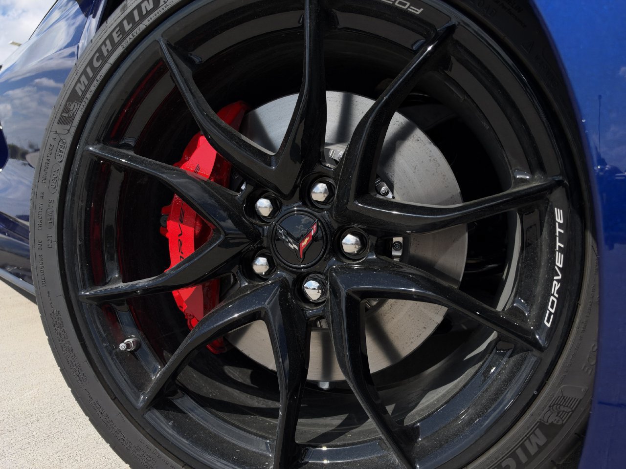New 2027 Chevrolet Corvette Grand Sport w/ Z52 Sport Performance Package RWD image 10