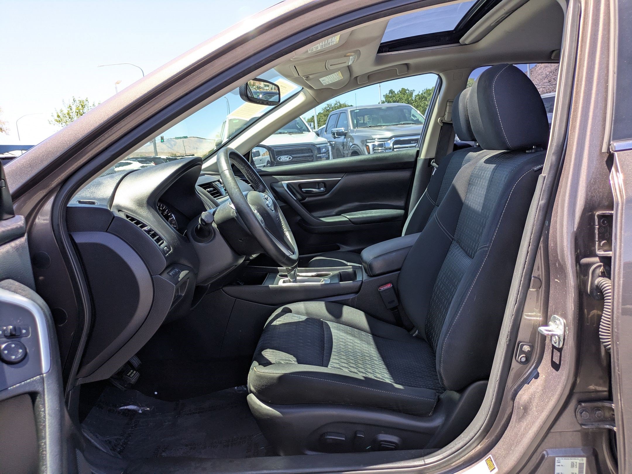 Used 2016 Nissan Altima 2.5 SV w/ Convenience Package FWD image 15