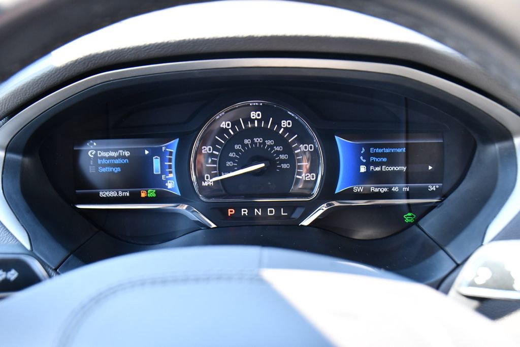 Used 2017 Lincoln MKZ Premiere image 23