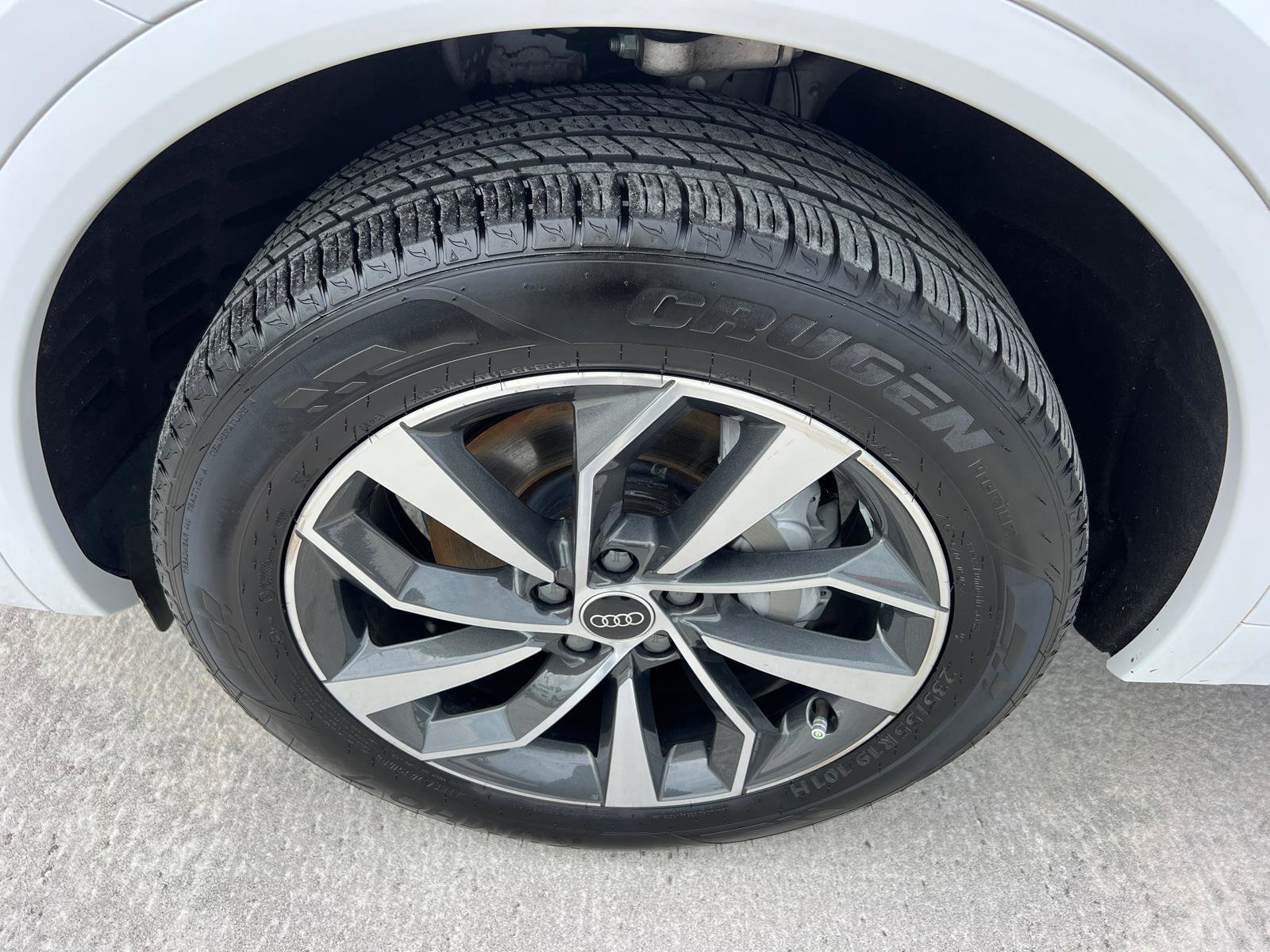 Used 2024 Audi Q5 2.0T Premium Plus AWD/4WD image 11