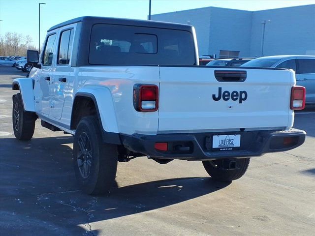 New 2026 Jeep Gladiator Sport image 4