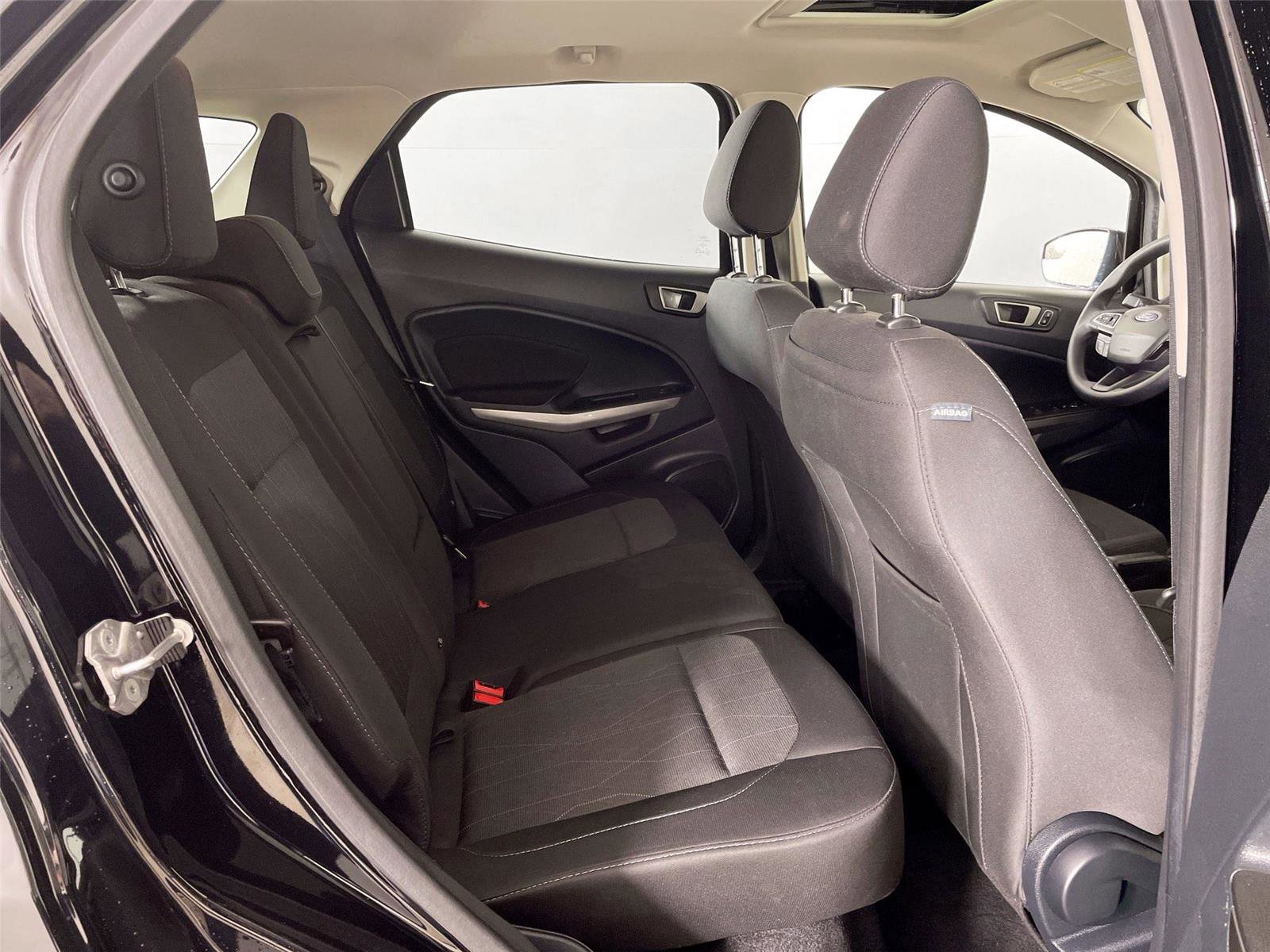 Used 2021 Ford EcoSport SE image 25