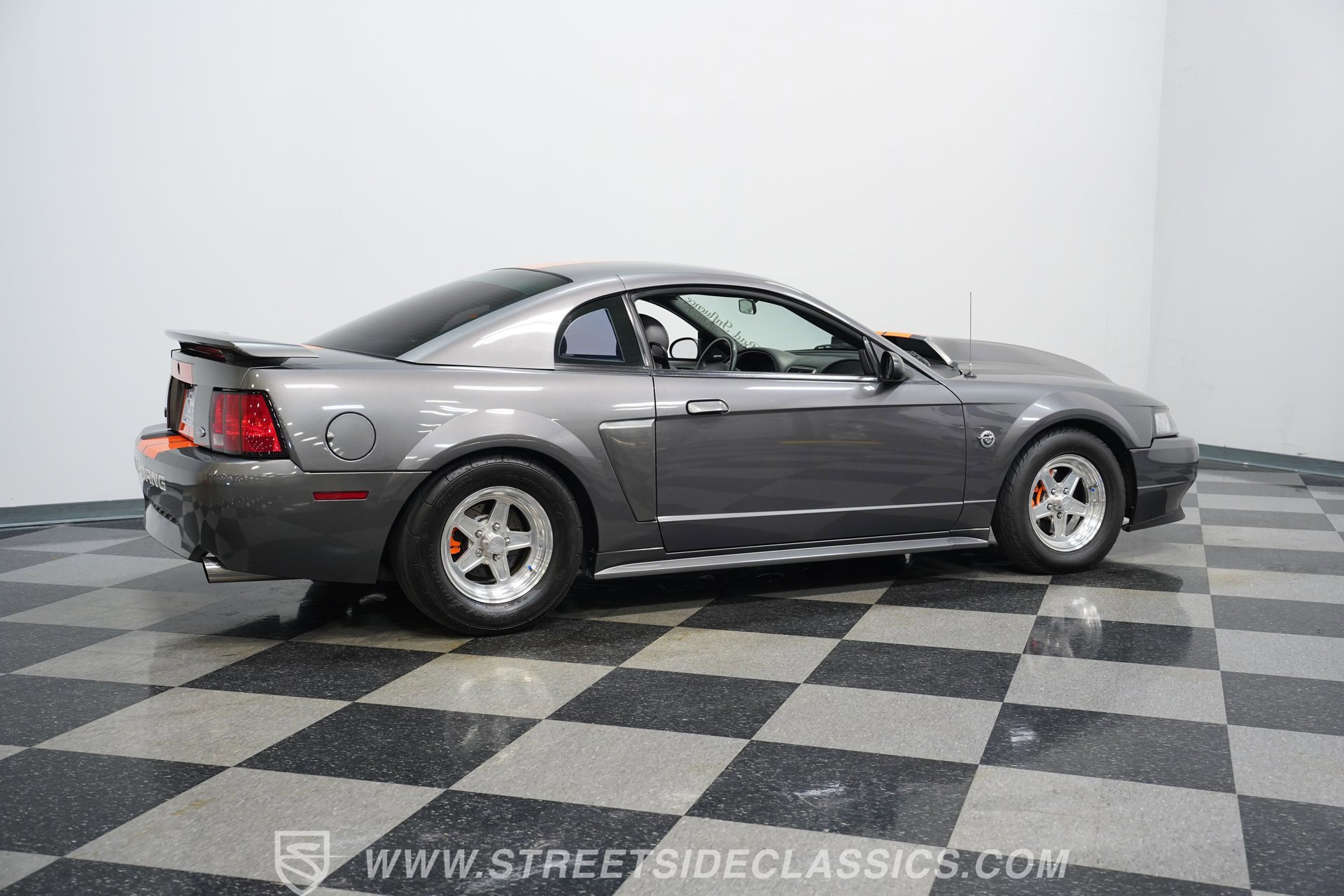 Used 2004 Ford Mustang GT RWD image 13