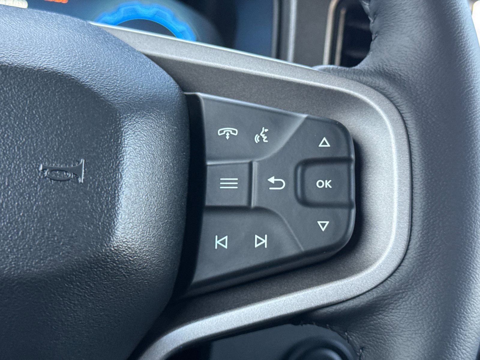 New 2025 Ford Bronco Badlands image 27