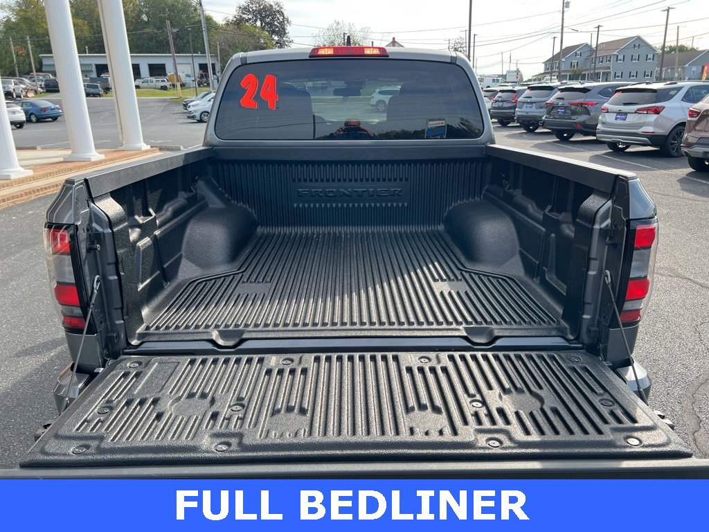 Used 2024 Nissan Frontier SV w/ Technology Package image 35