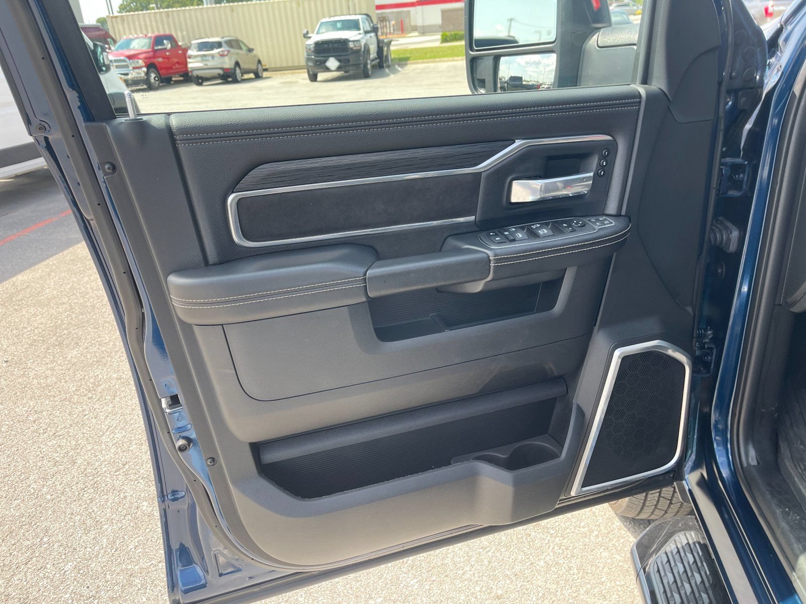 Used 2023 RAM 3500 Laramie w/ Night Edition AWD/4WD image 11