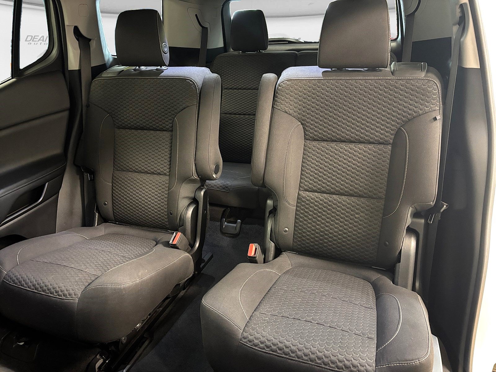 Used 2019 GMC Acadia SLE FWD image 35