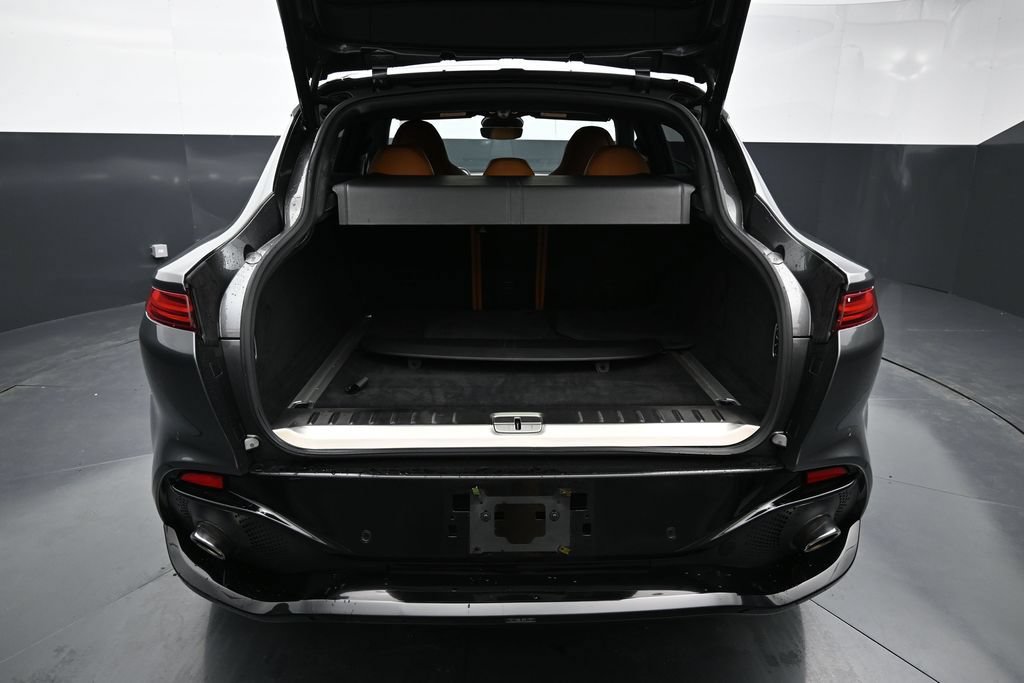 Used 2021 Aston Martin DBX AWD/4WD image 11
