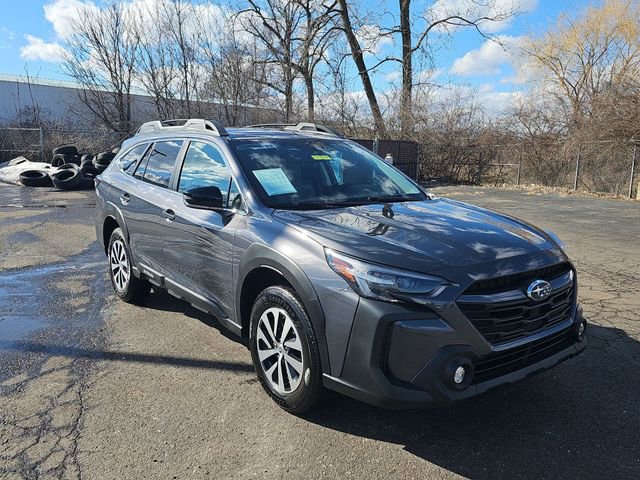 Used 2024 Subaru Outback Premium image 10