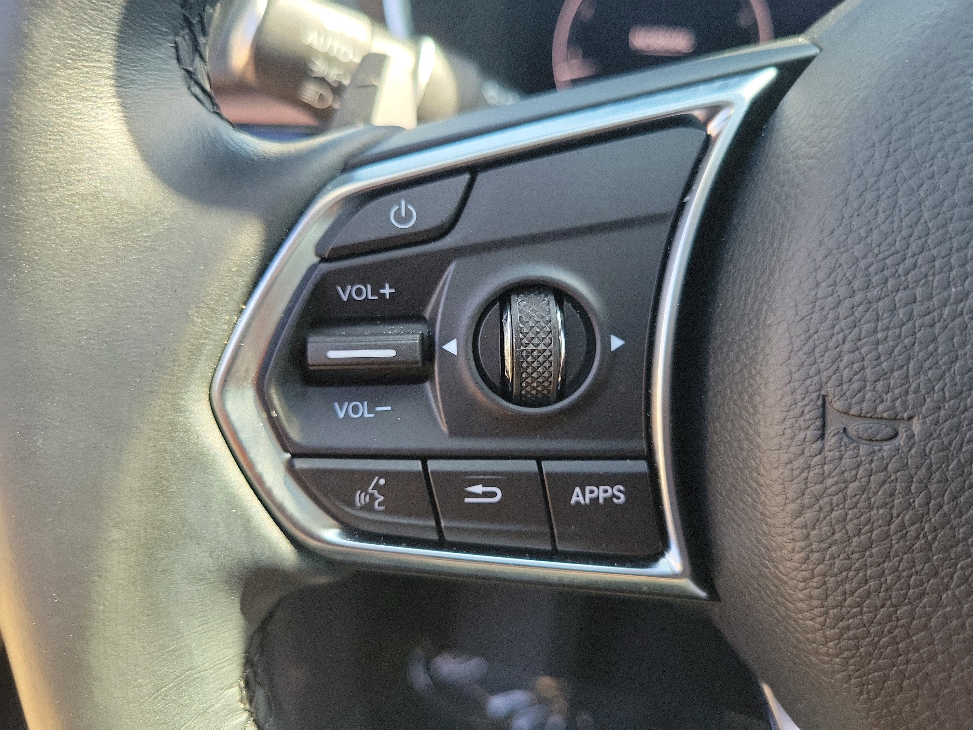 Used 2022 Acura MDX SH-AWD w/ Technology Package image 13