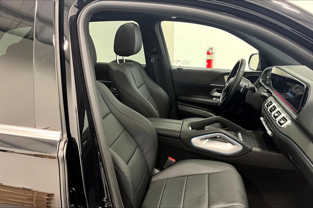Used 2025 Mercedes-Benz GLE 350 4MATIC image 7