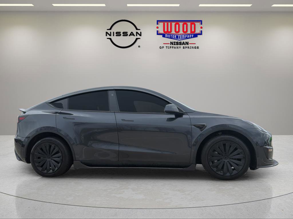 Used 2025 Tesla Model Y Long Range image 2