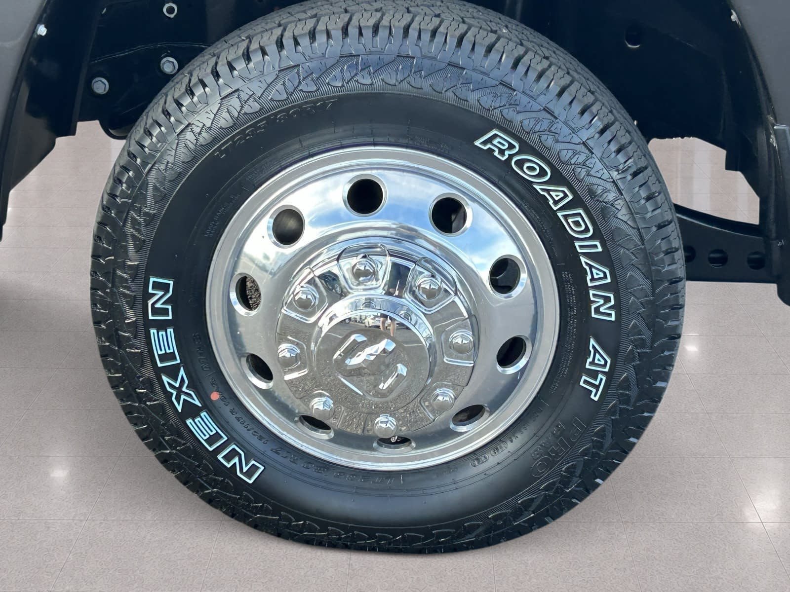 Used 2024 RAM 3500 Big Horn w/ Sport Appearance Package AWD/4WD image 11