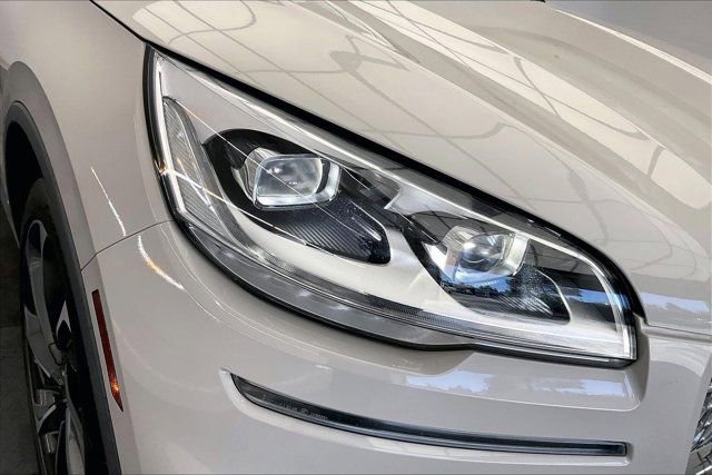 Used 2020 Lincoln Aviator Reserve w/ Equipment Group 202A image 29