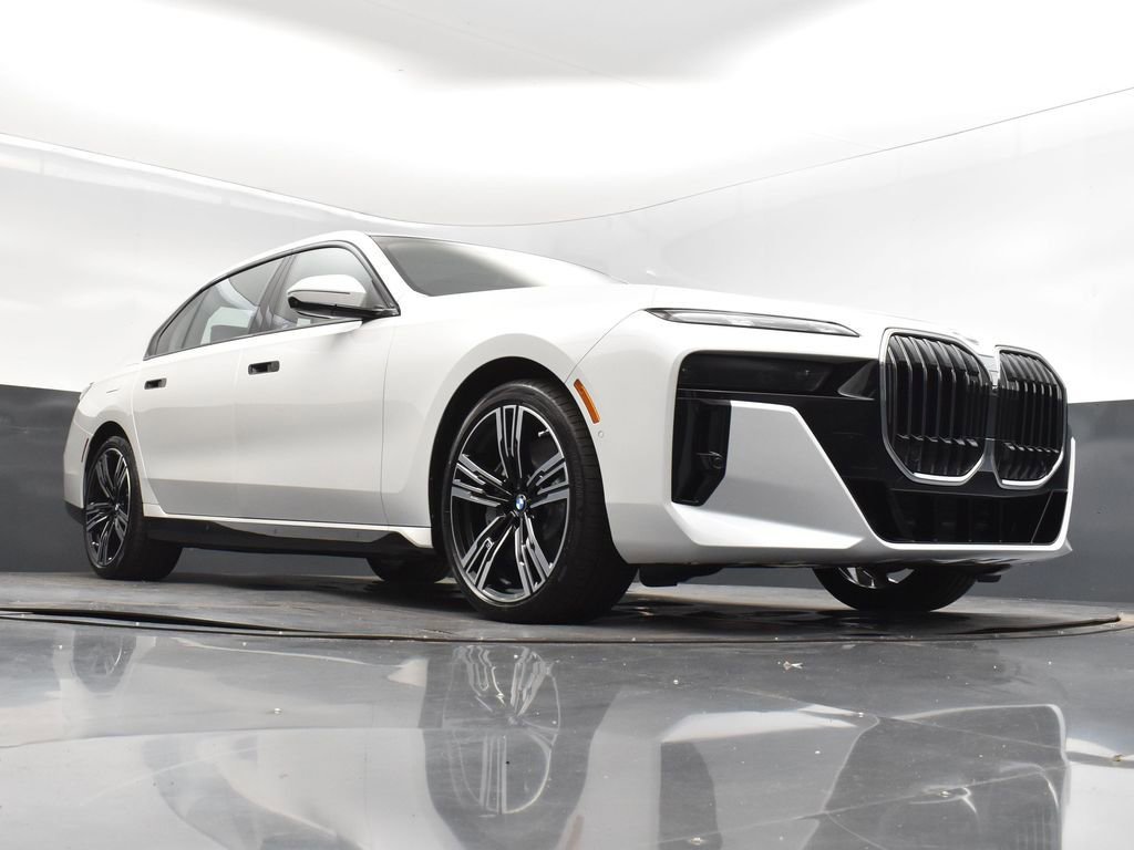 Certified 2024 BMW 760i xDrive w/ Executive Package image 44