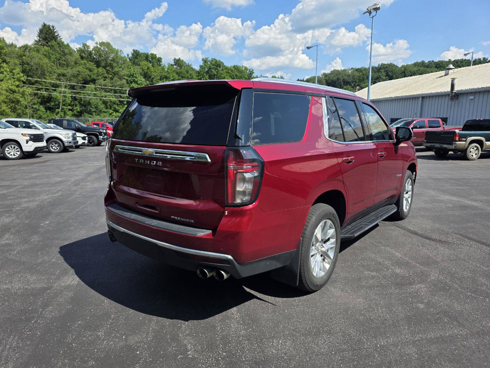 Used 2021 Chevrolet Tahoe Premier AWD/4WD image 7