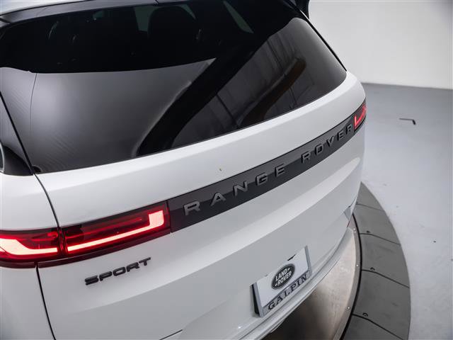 Used 2025 Land Rover Range Rover Sport Dynamic SE AWD/4WD image 34