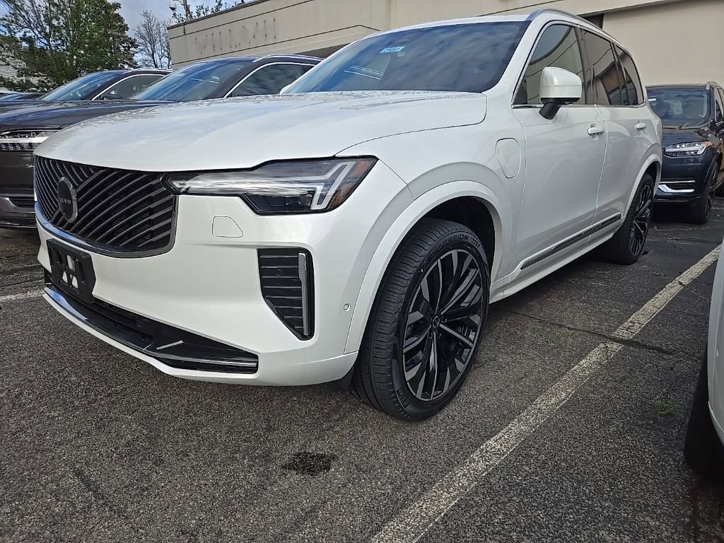 New 2025 Volvo XC90 T8 Ultra image 5