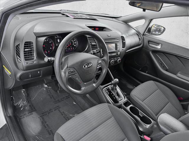 Used 2017 Kia Forte LX w/ LX Popular Package image 11