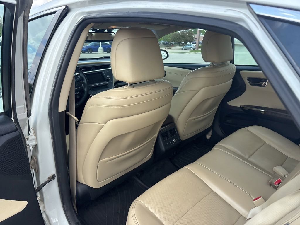 Used 2013 Toyota Avalon Limited FWD image 40