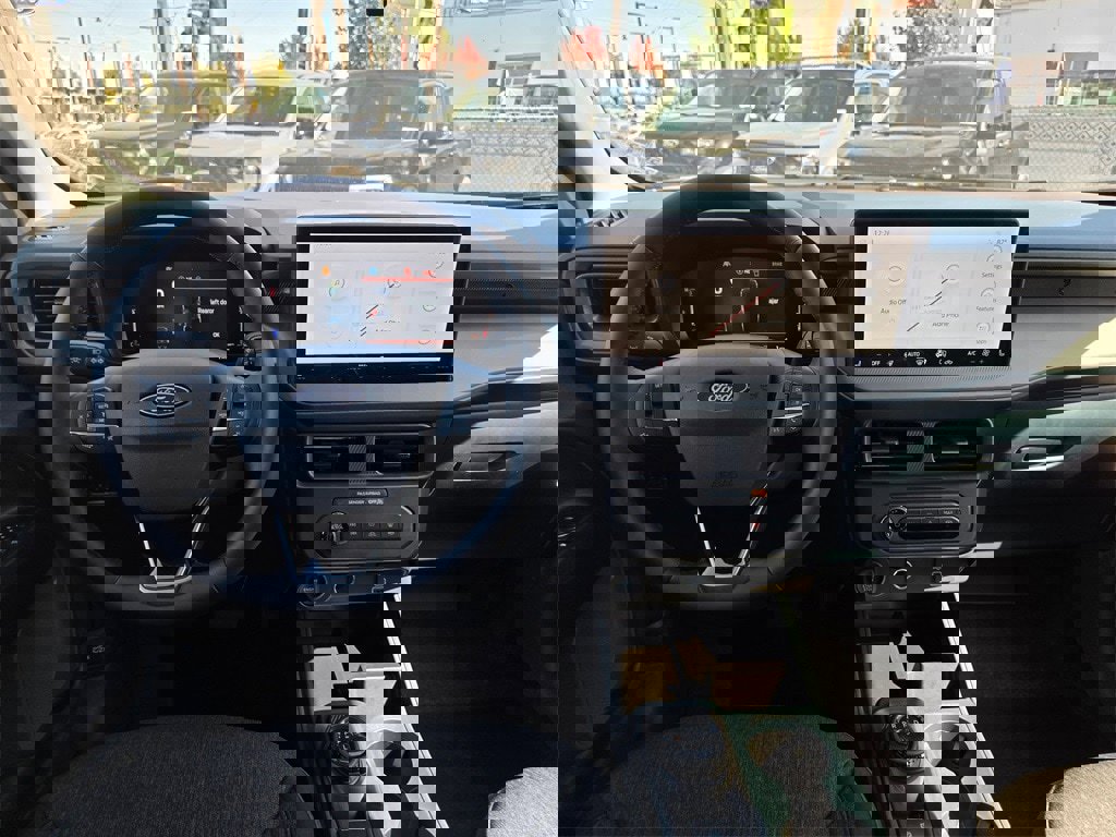 New 2025 Ford Maverick XLT w/ XLT Luxury Package image 10