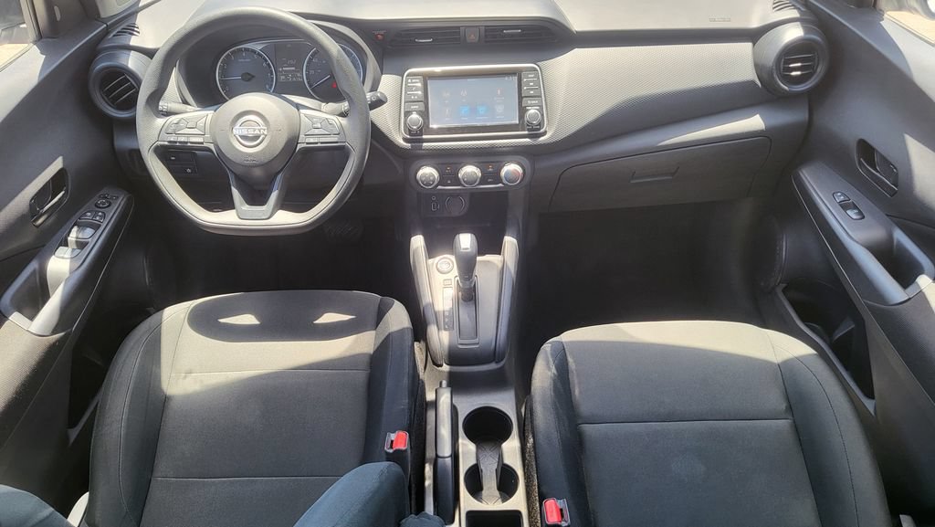 Used 2024 Nissan Kicks S FWD image 5