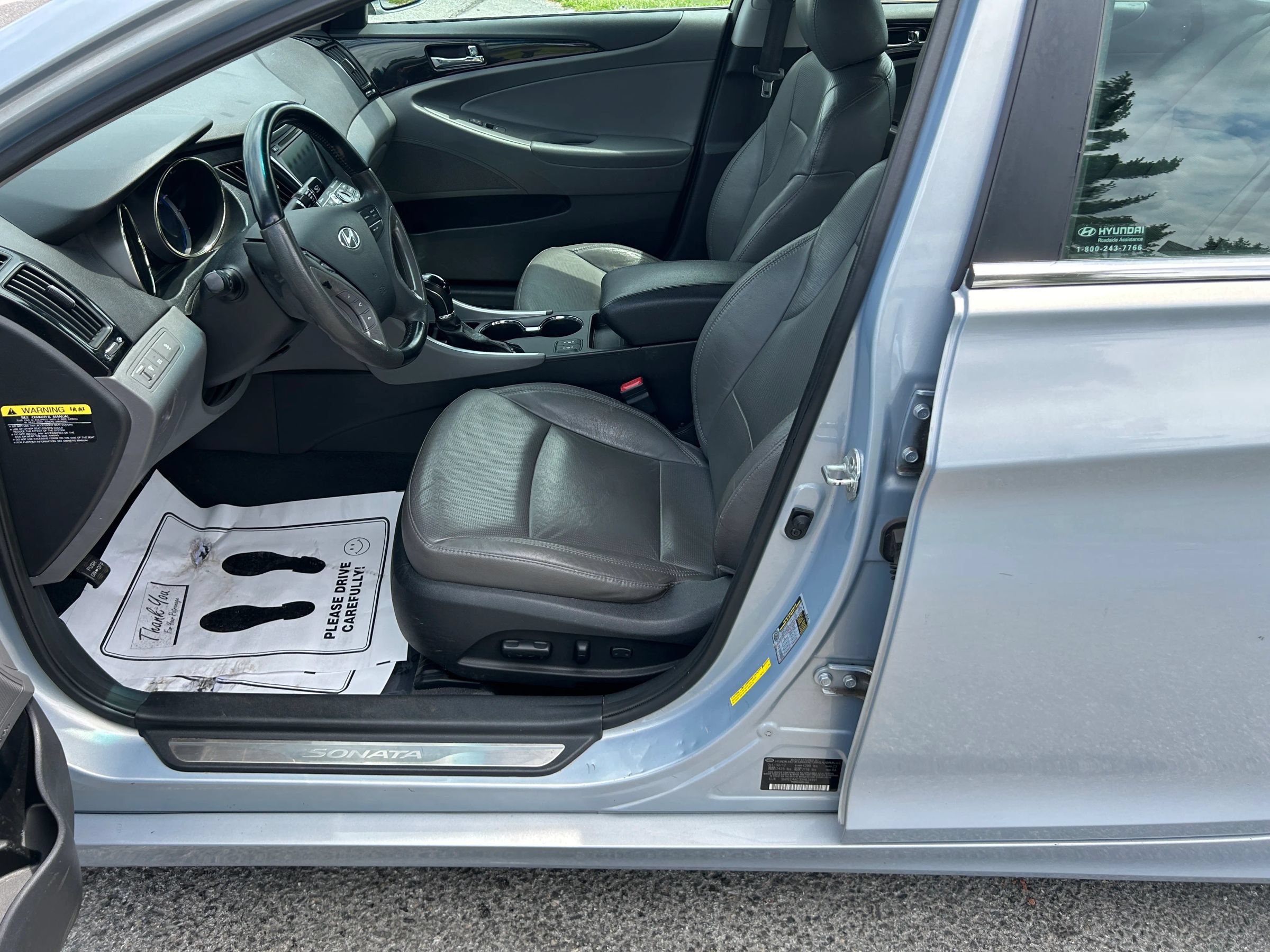 Used 2013 Hyundai Sonata Limited w/ Premium Pkg FWD image 14