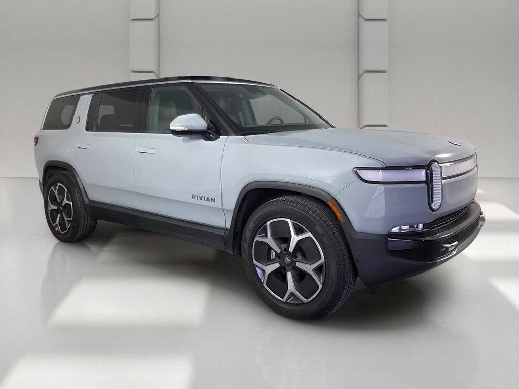 Used 2024 Rivian R1S Adventure AWD/4WD image 2