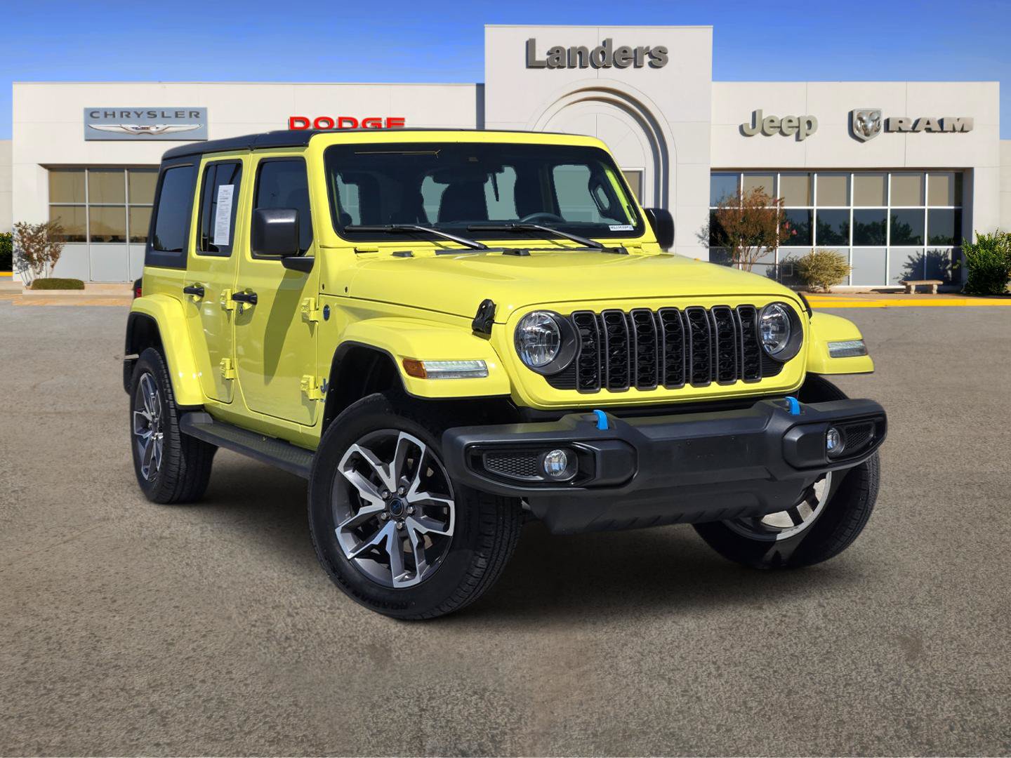 Used 2024 Jeep Wrangler Unlimited AWD/4WD image 1
