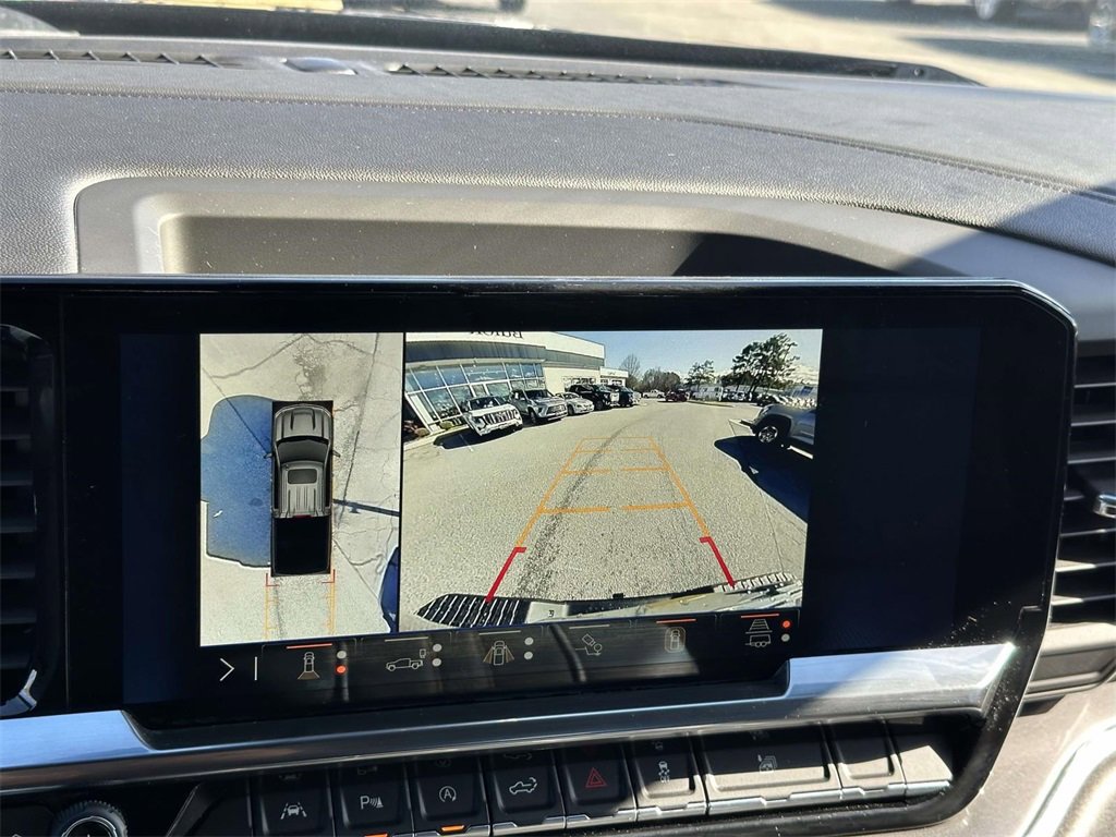 Used 2024 Chevrolet Silverado 1500 High Country w/ High Country Premium Package image 4