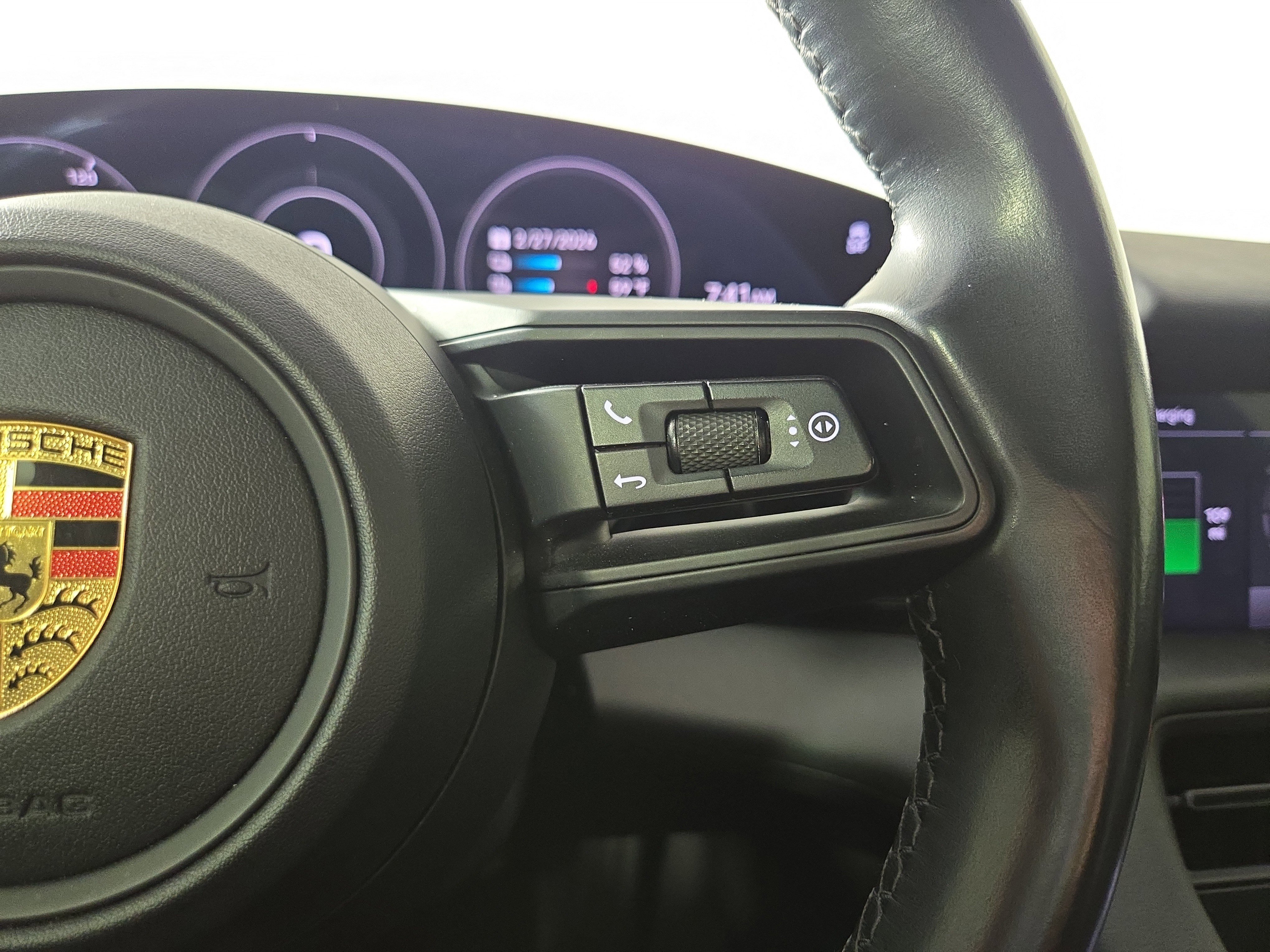 Used 2021 Porsche Taycan 4S image 16