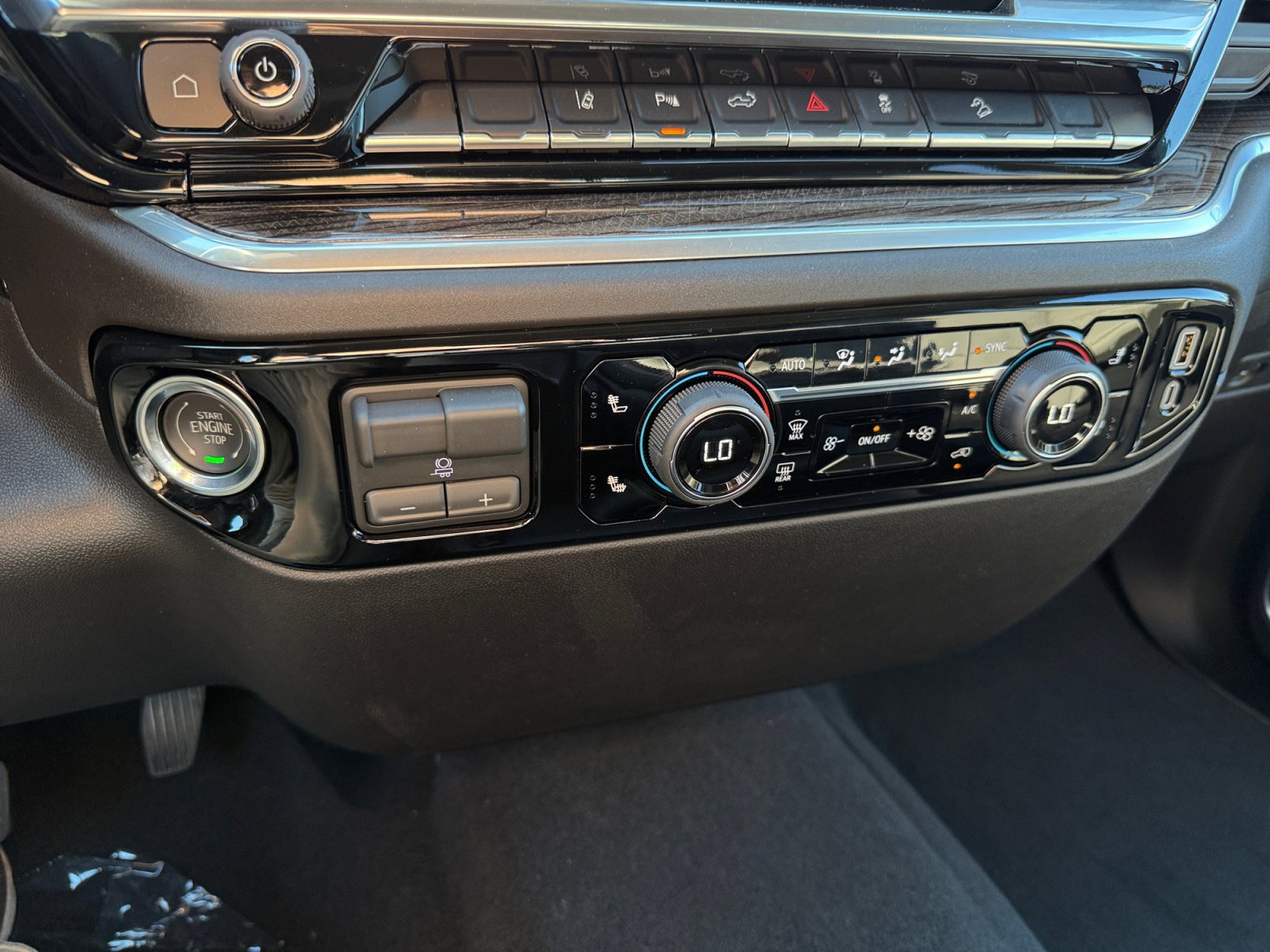 New 2026 Chevrolet Silverado 2500 LT w/ Trail Boss Package image 13