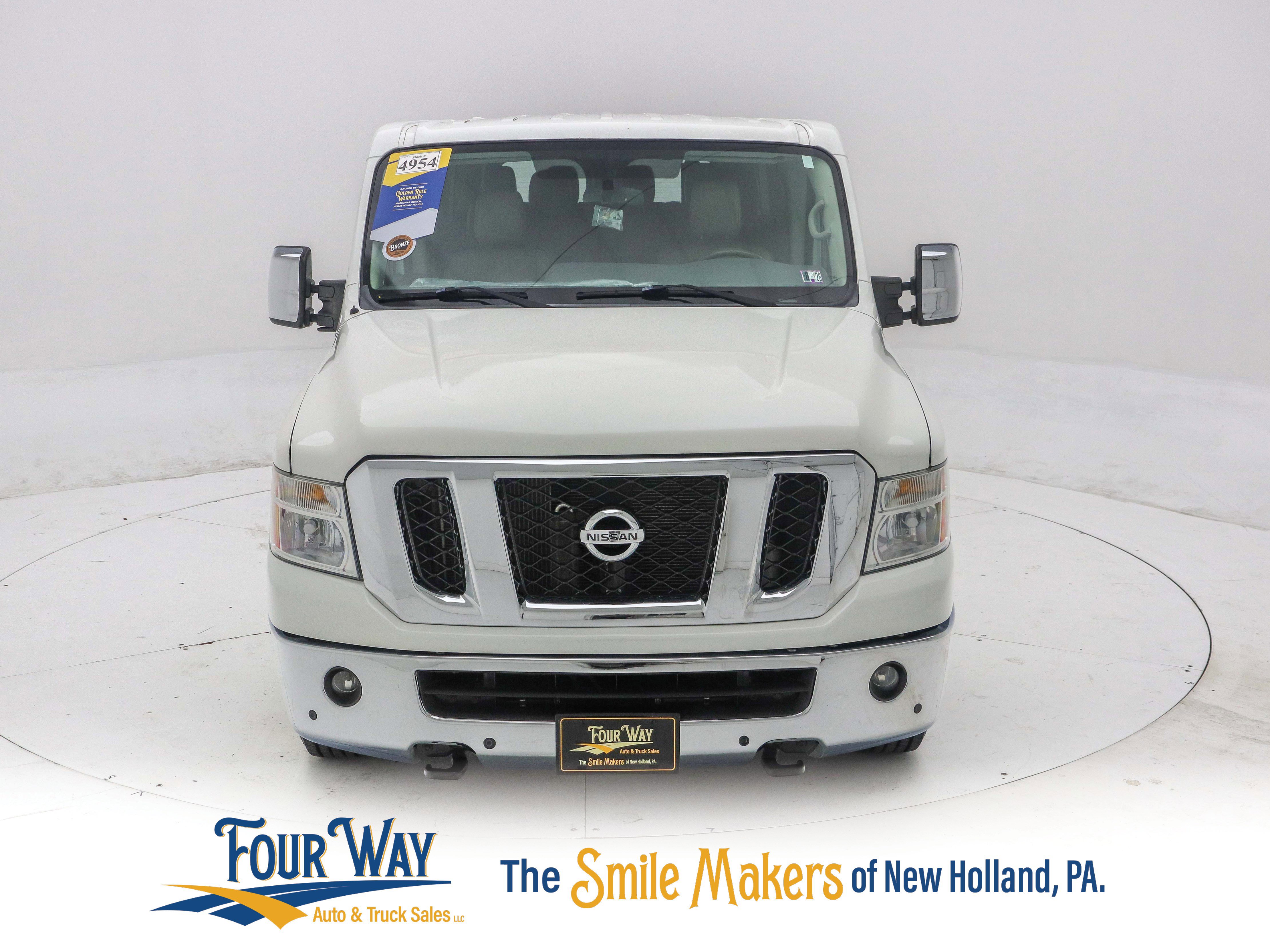 Used 2016 Nissan NV 3500 SL image 9