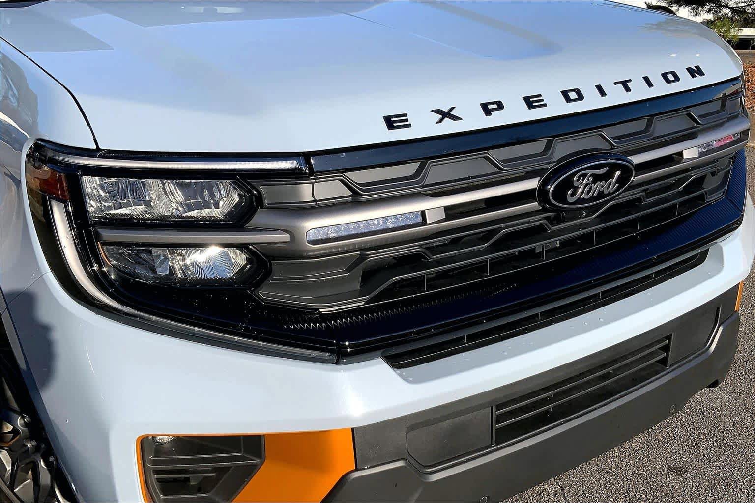 Certified 2025 Ford Expedition Tremor image 30