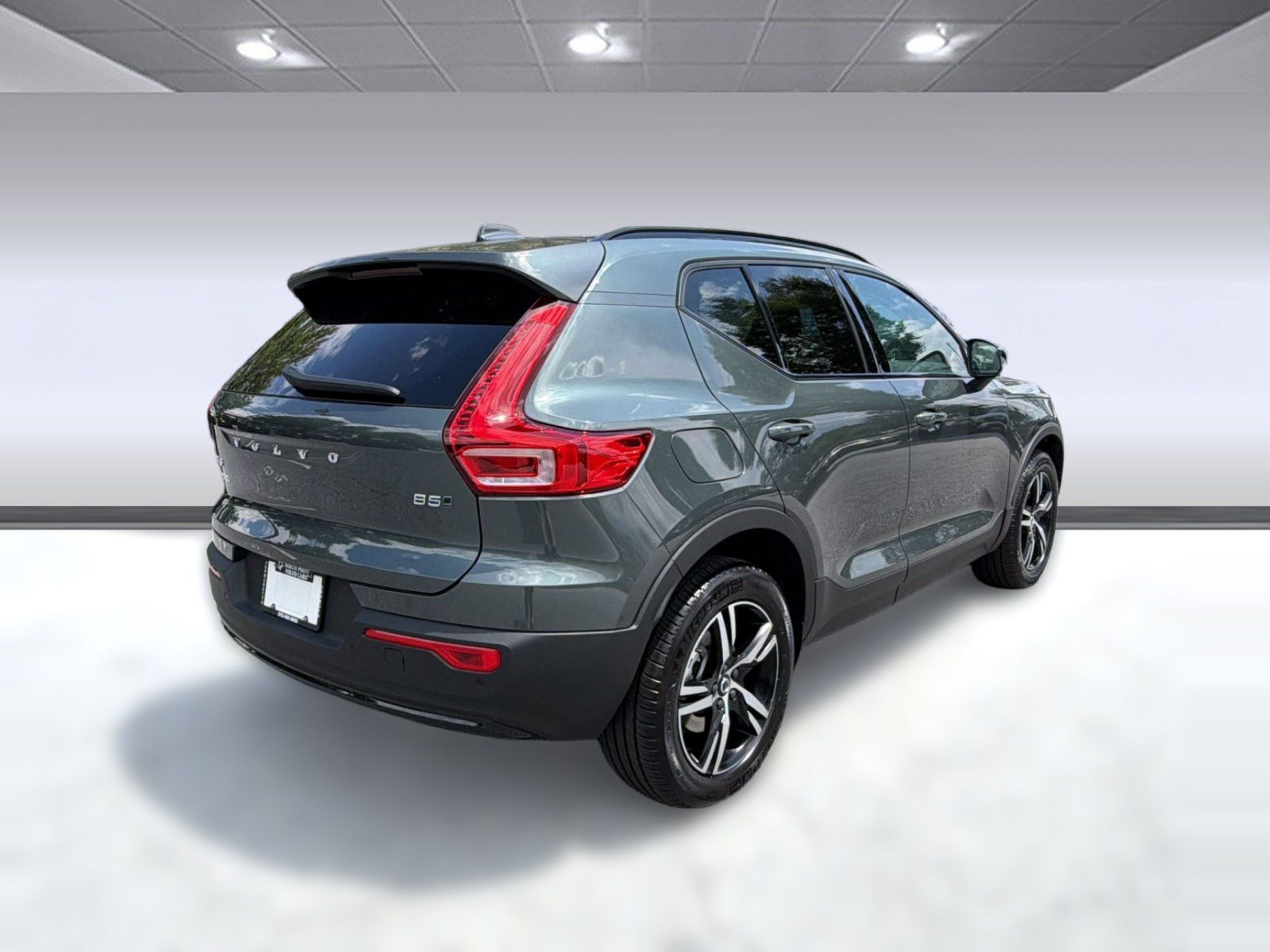 New 2026 Volvo XC40 B5 Core w/ Protection Package Premier AWD/4WD image 9