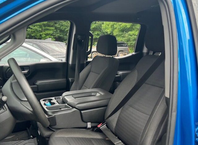 Used 2022 Chevrolet Silverado 1500 Custom AWD/4WD image 8