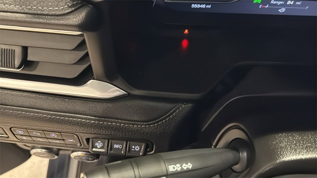 Used 2024 GMC Yukon Denali w/ Denali Reserve Package image 37