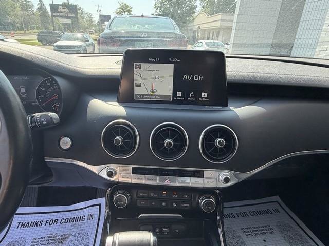 Used 2018 Kia Stinger Premium AWD/4WD image 15