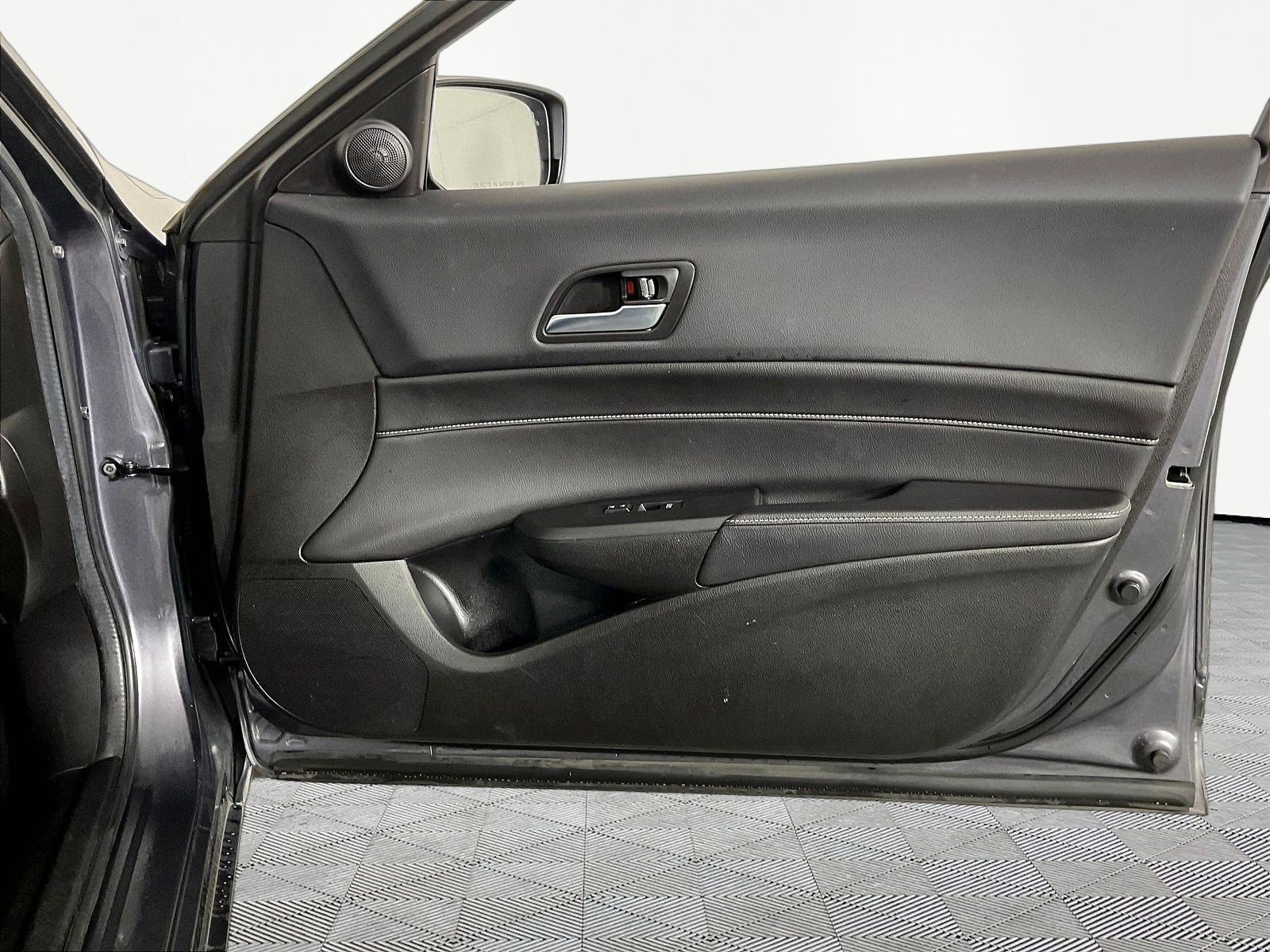 Used 2019 Acura ILX FWD image 28