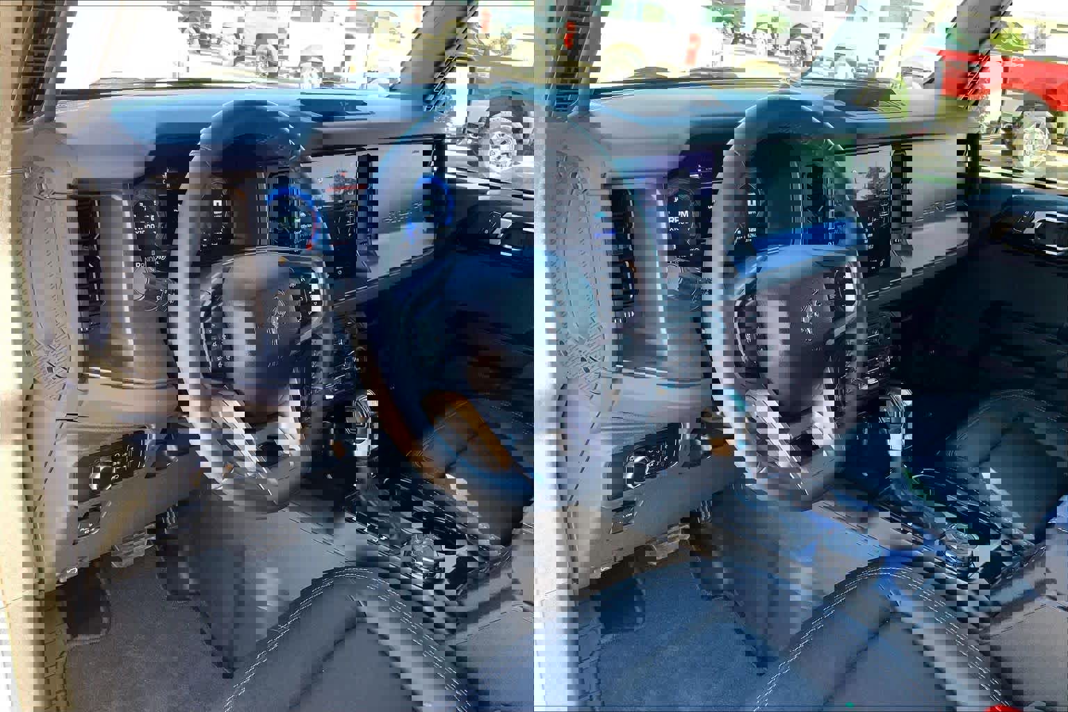 Used 2025 Ford Bronco Big Bend AWD/4WD image 18